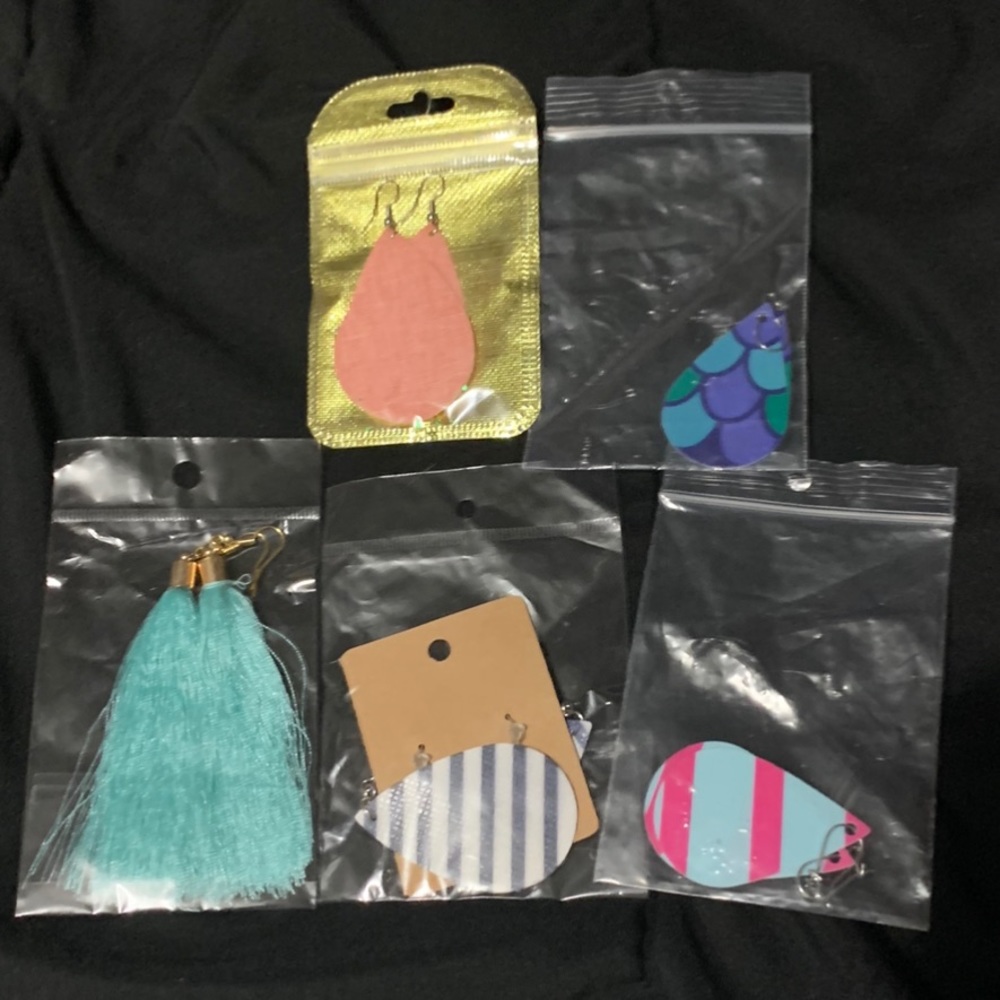 Set of 5 earrings